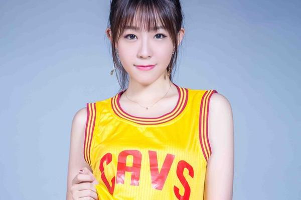[流言板]是真投不進(jìn)！八村壘、雷迪什同一個(gè)位置打鐵，湖人三分31中8