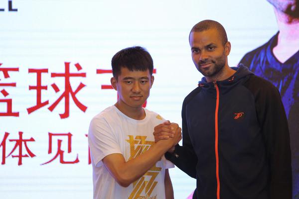沃特金斯英超第10次單場(chǎng)傳射，創(chuàng)維拉隊(duì)史紀(jì)錄